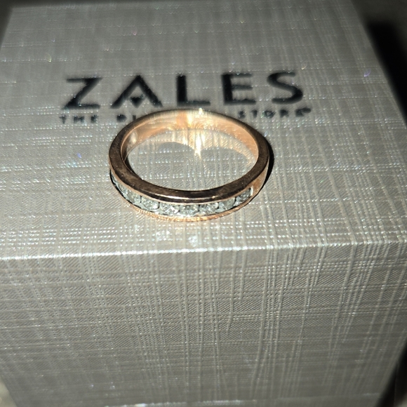 Zales Rose Gold Diamond Anniversay Ring - Picture 3 of 6